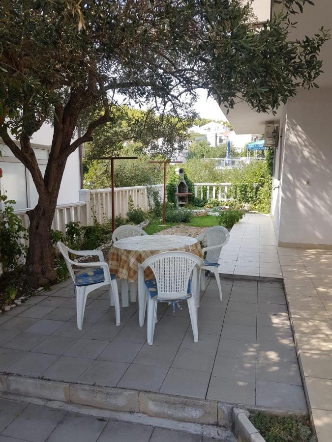 Apartments S&M Marina Bagian luar foto
