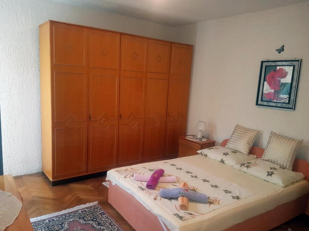 Apartments S&M Marina Bagian luar foto