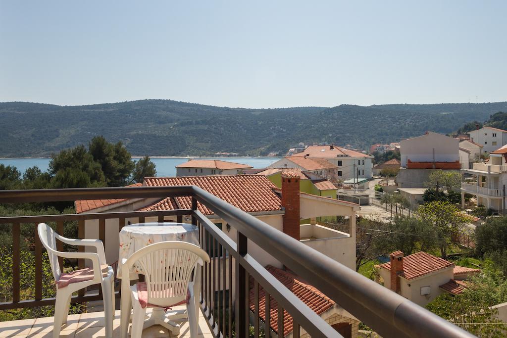 Apartments S&M Marina Bagian luar foto