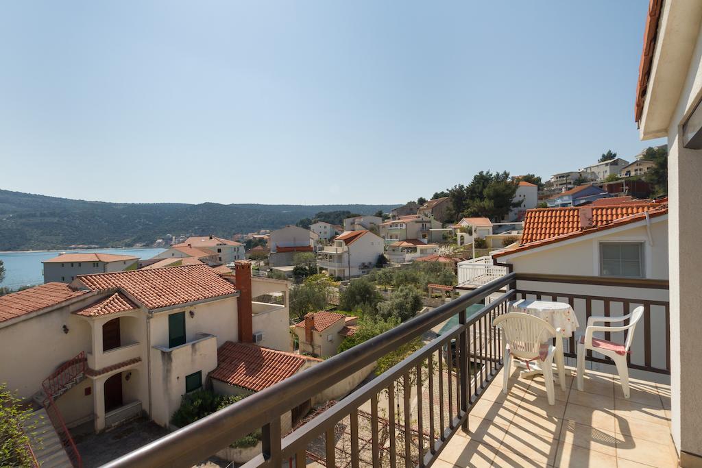 Apartments S&M Marina Bagian luar foto